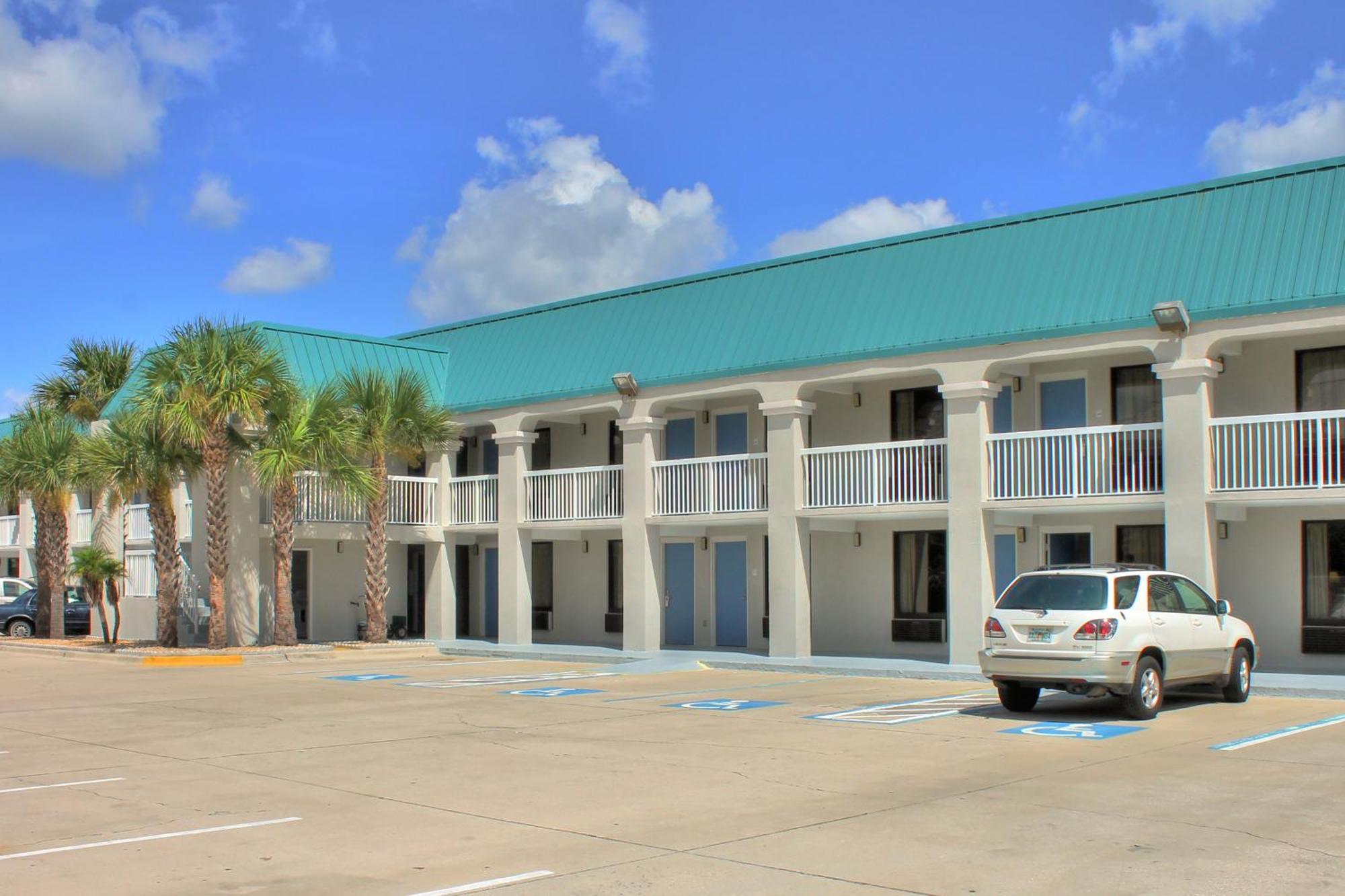 Regency & - Saint Augustine 2*