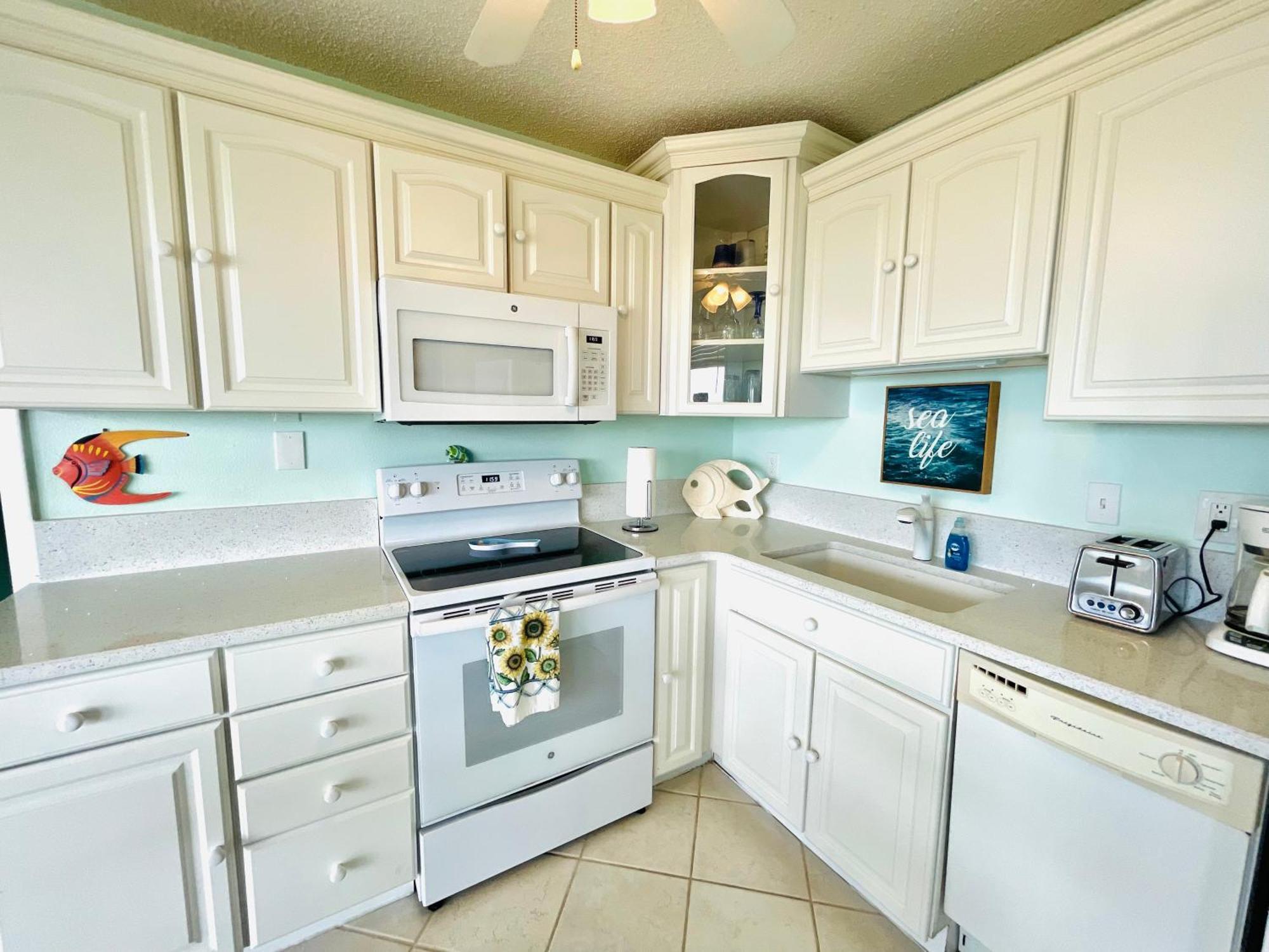 Apartment #908 Lovers Key Club Gulf View