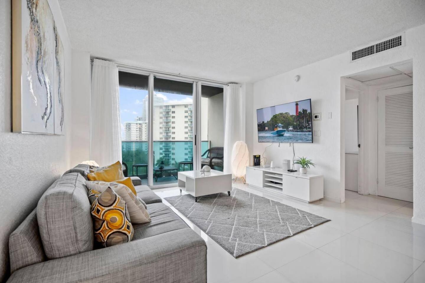 Great With Access Apartment