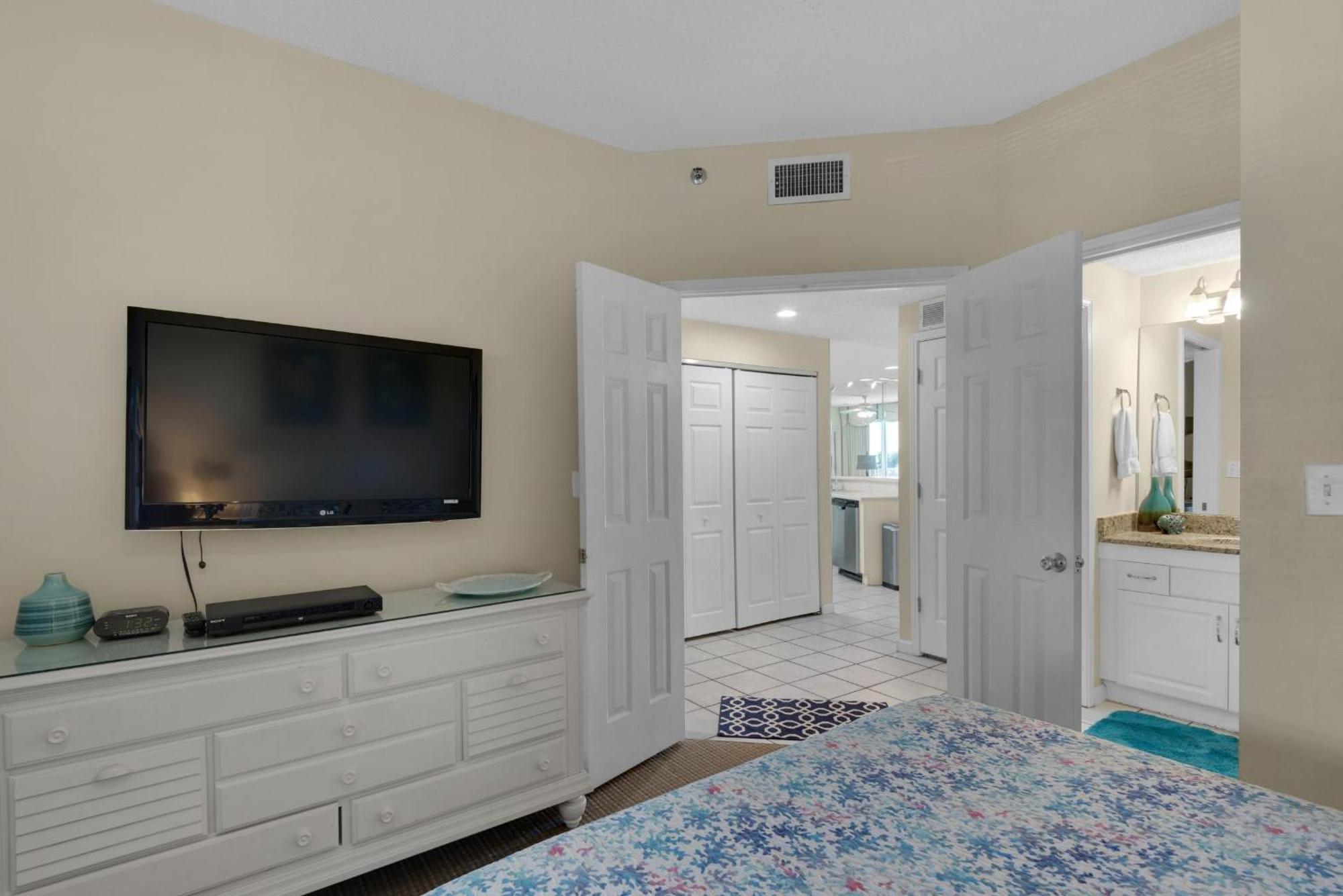 Sterling Sands 209 *