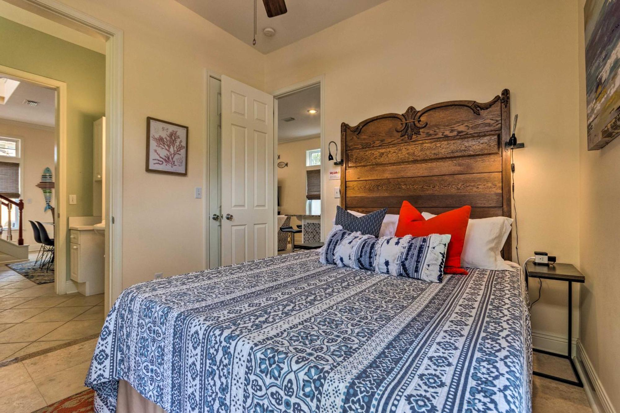 Upscale Getaway With Pool And Golf Cart