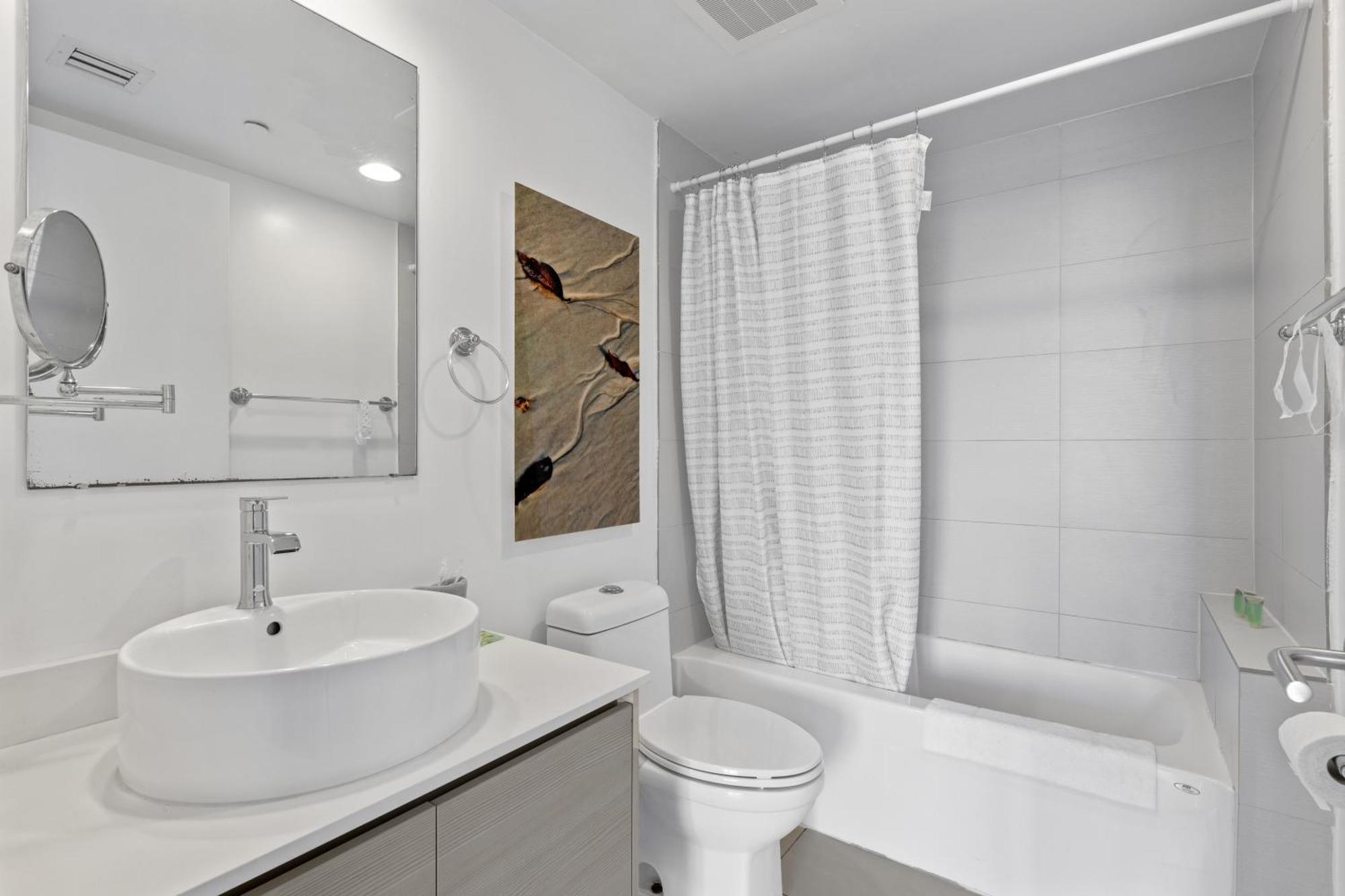 Apartment Hallandale Sky Water View