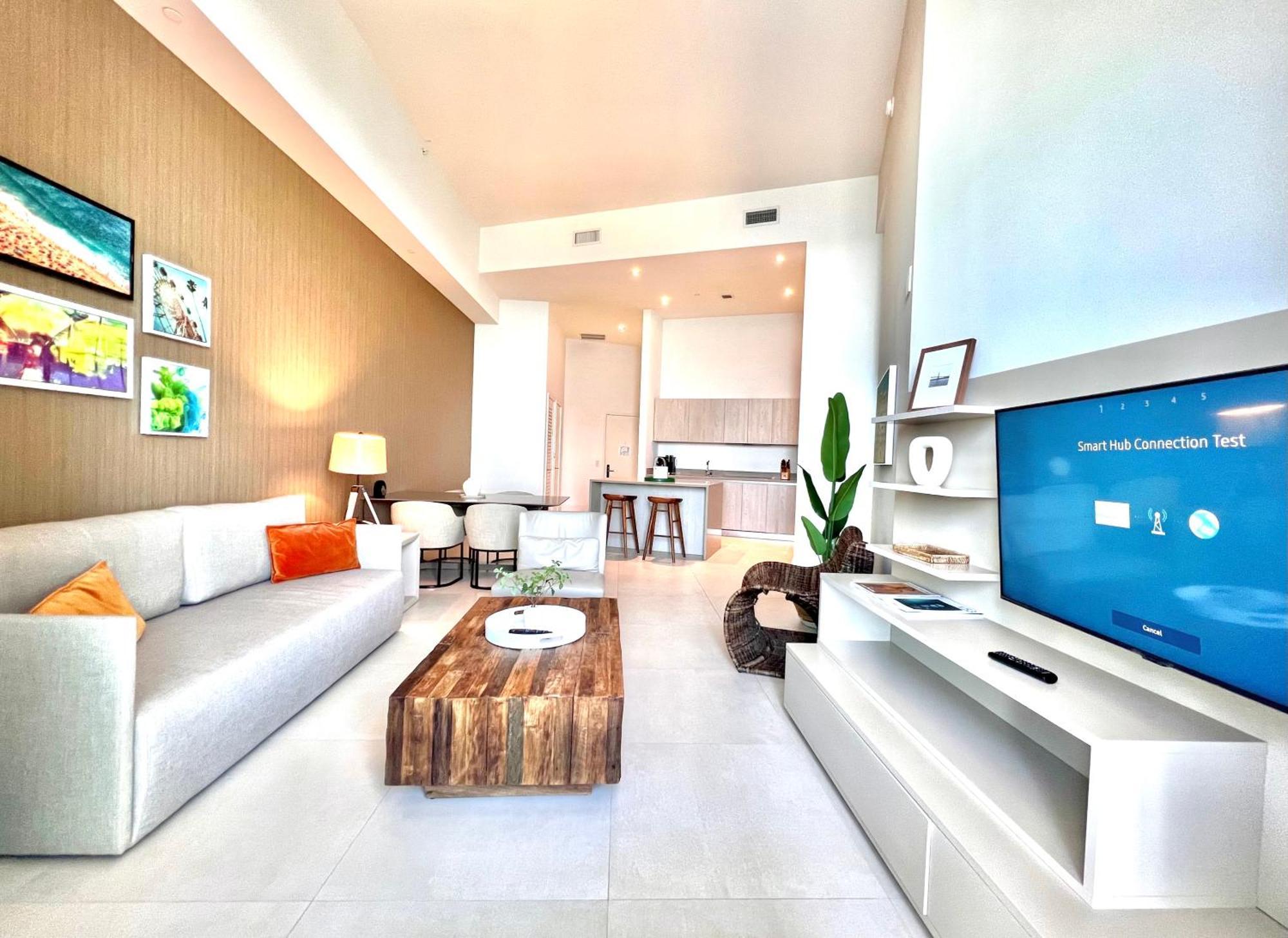 Direct Oceanfront - Hyde