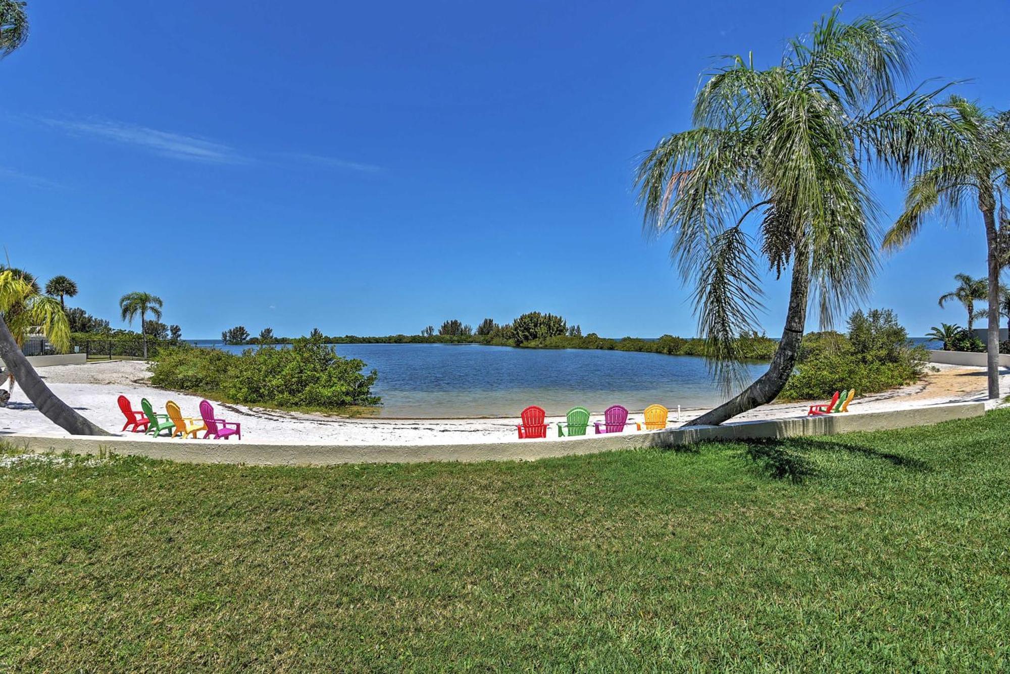 Apartment Upscale Gulf Front With Pool *