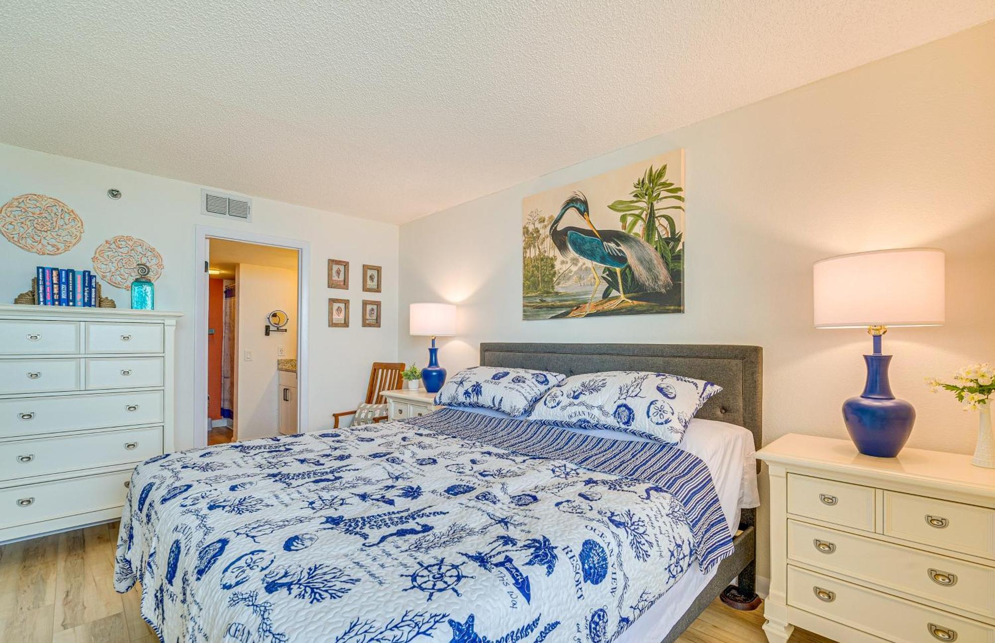 Apartment Upscale Gulf Front With Pool *