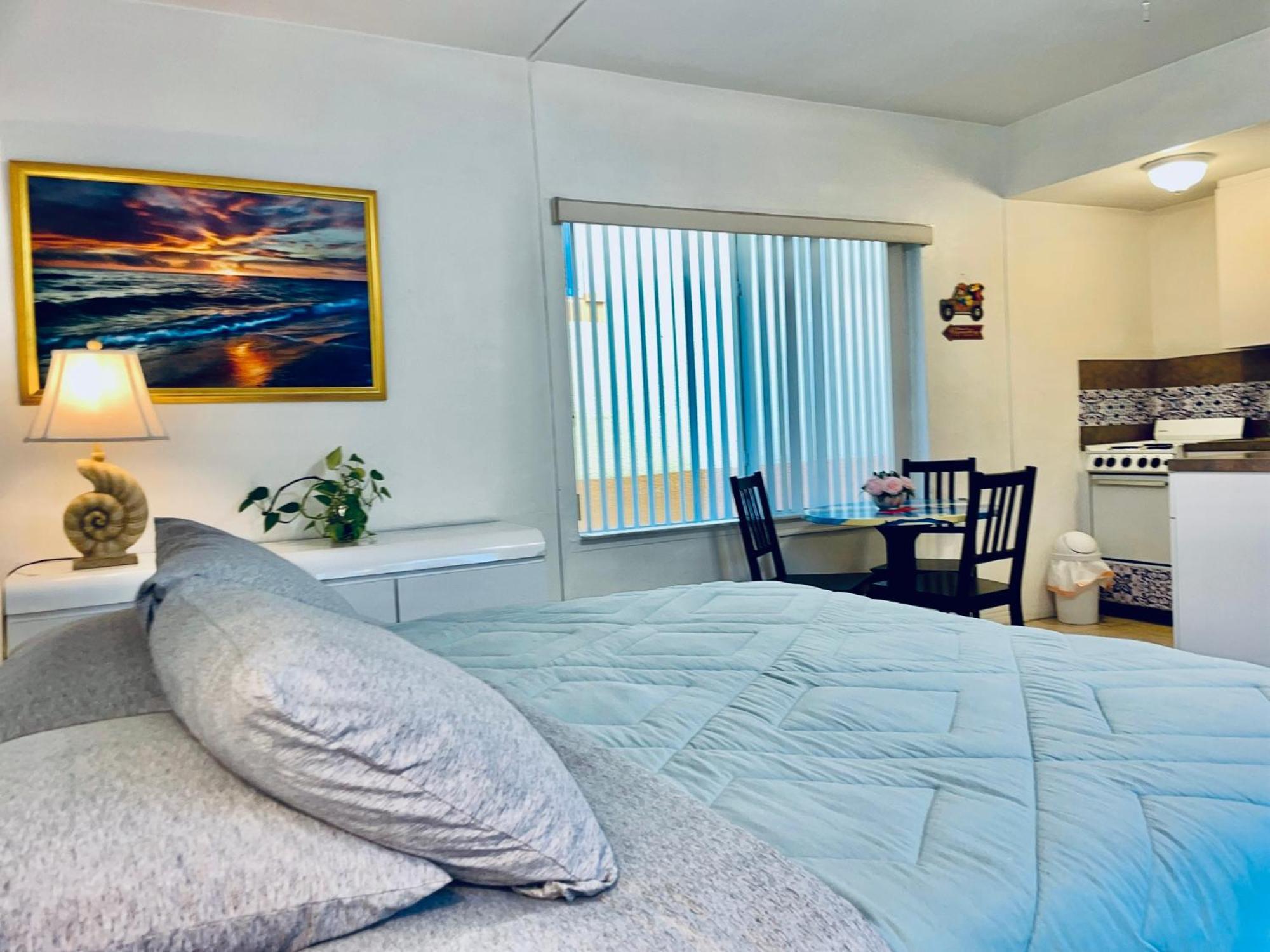 Motel Tide