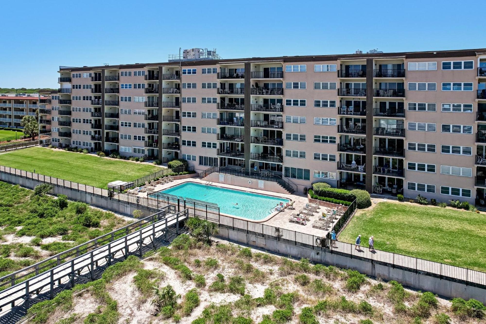 Atlantic View Tropical Apartment
