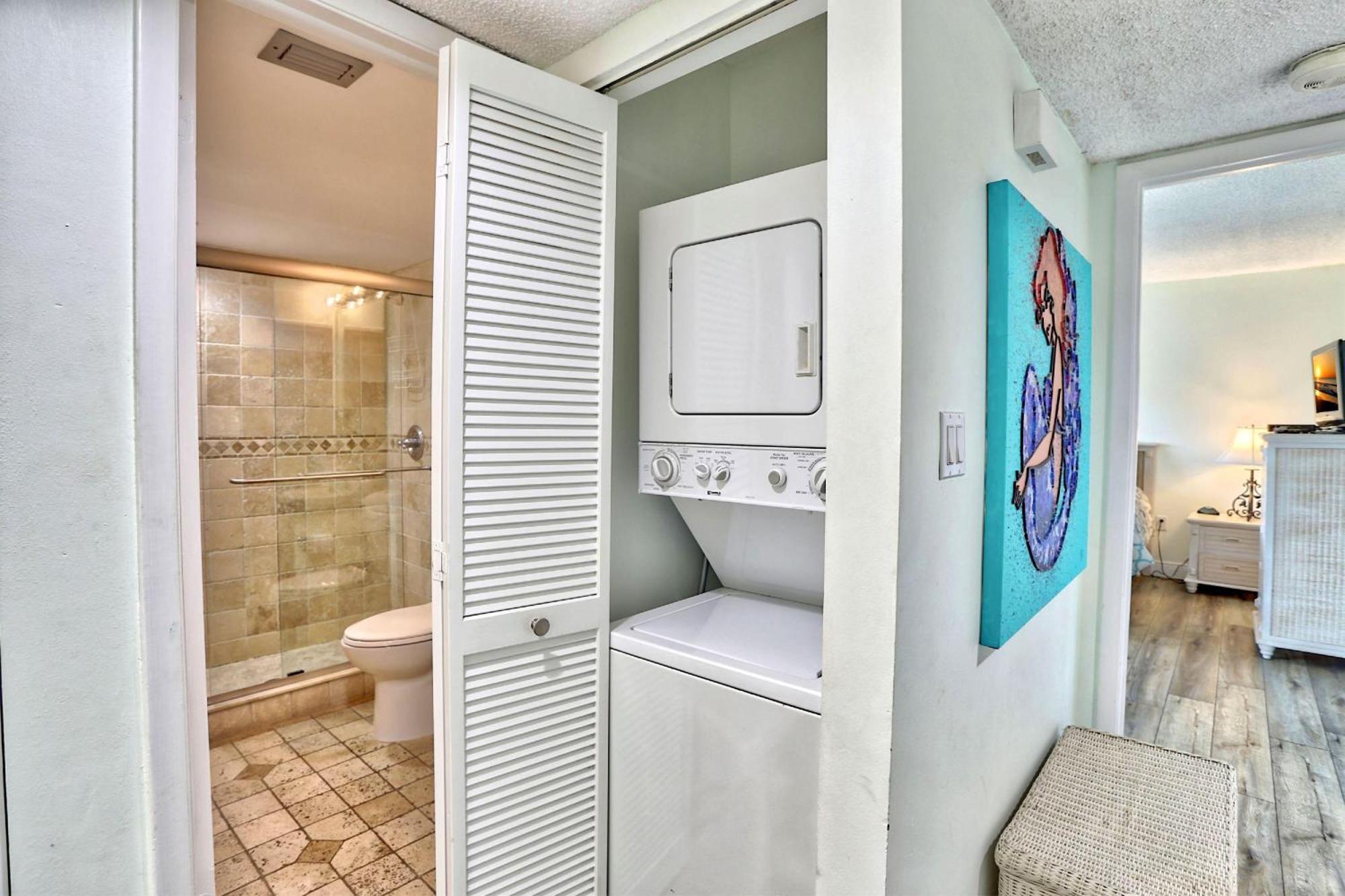 Land's End 4-406 Bay Front Holiday home