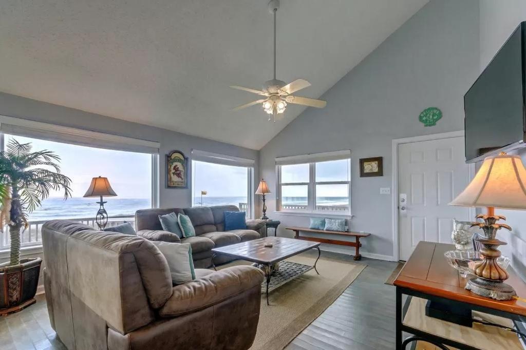 Salty Breeze Holiday home