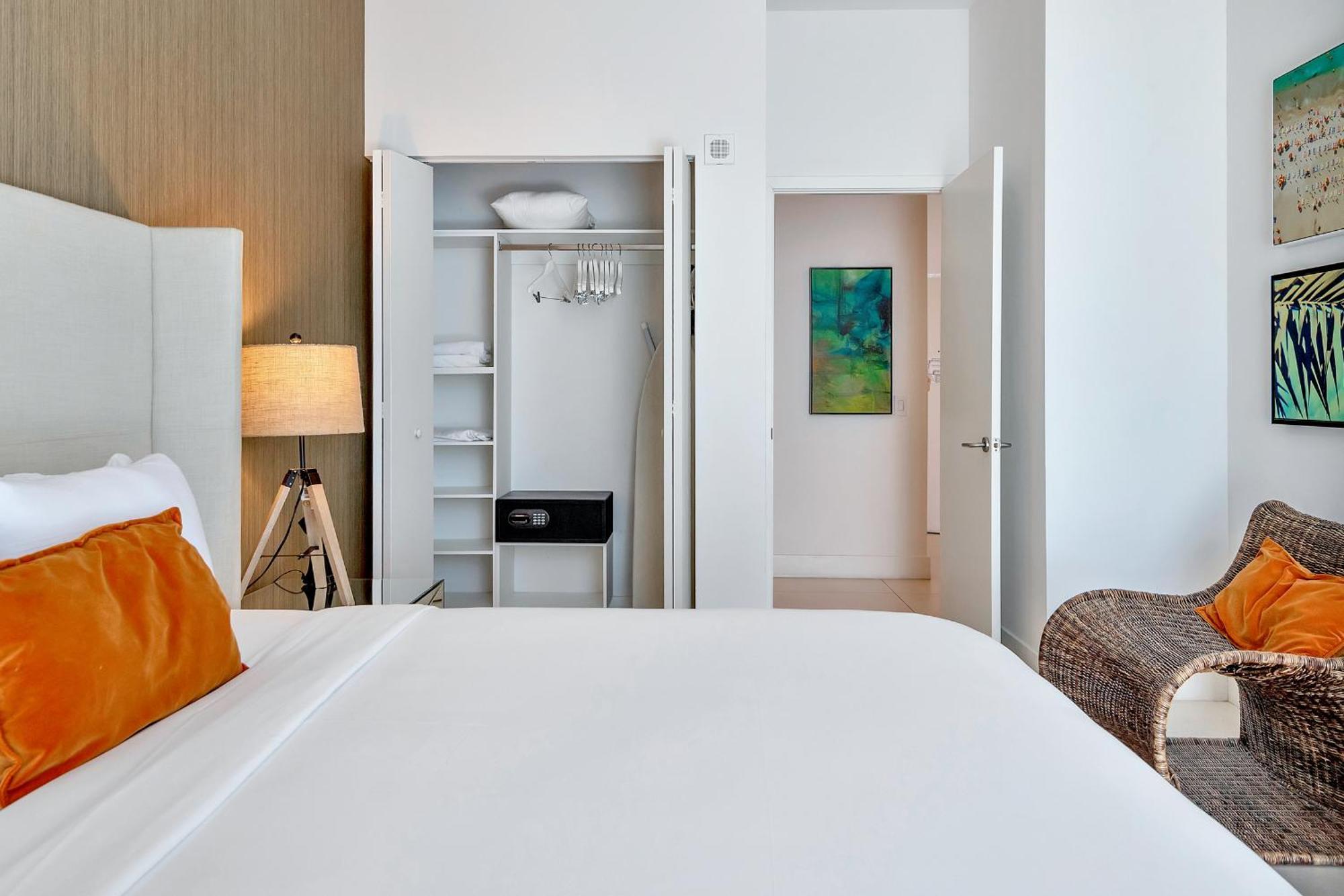 203-1br/1ba At The Gem! Lux Amenities! Apartment
