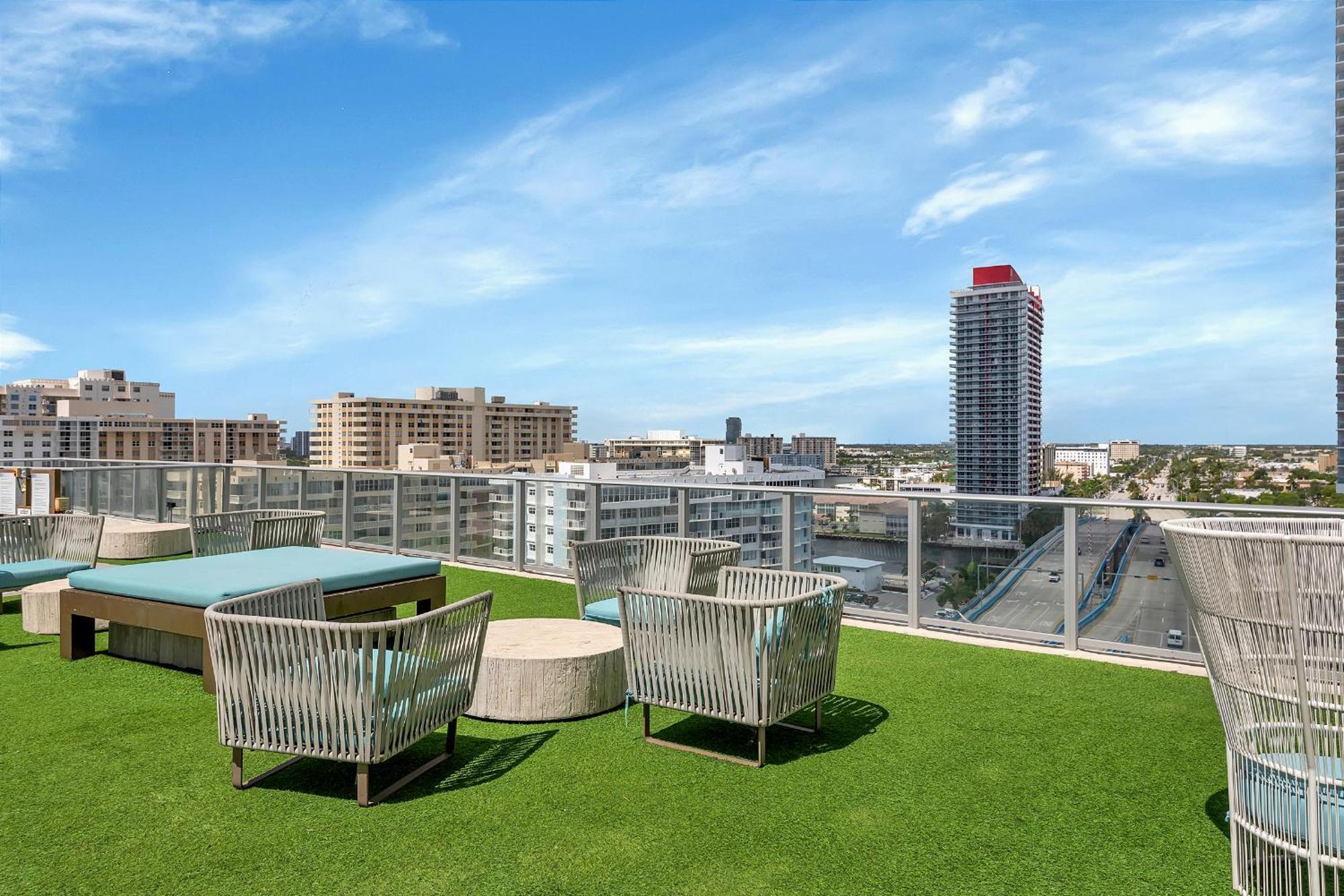 203-1br/1ba At The Gem! Lux Amenities! Apartment