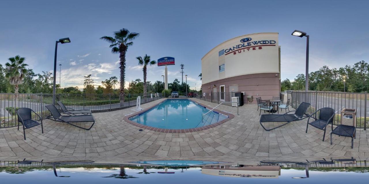 Hotel Candlewood East Merril Road By Ihg