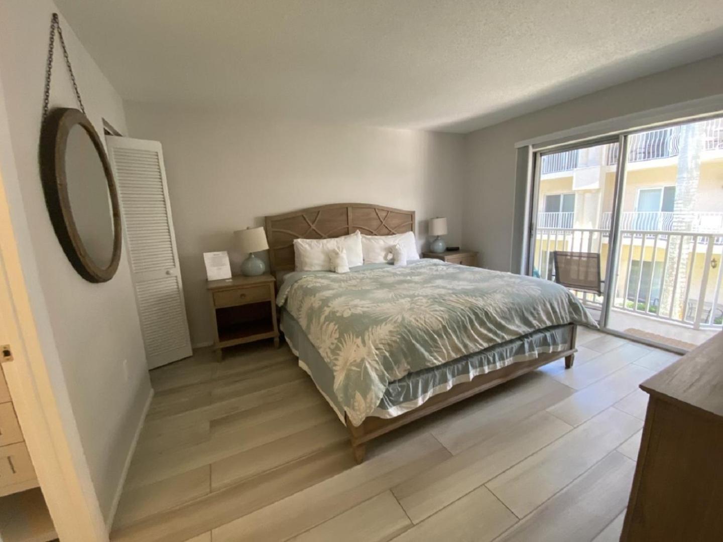 Palm Bay Club Apartment