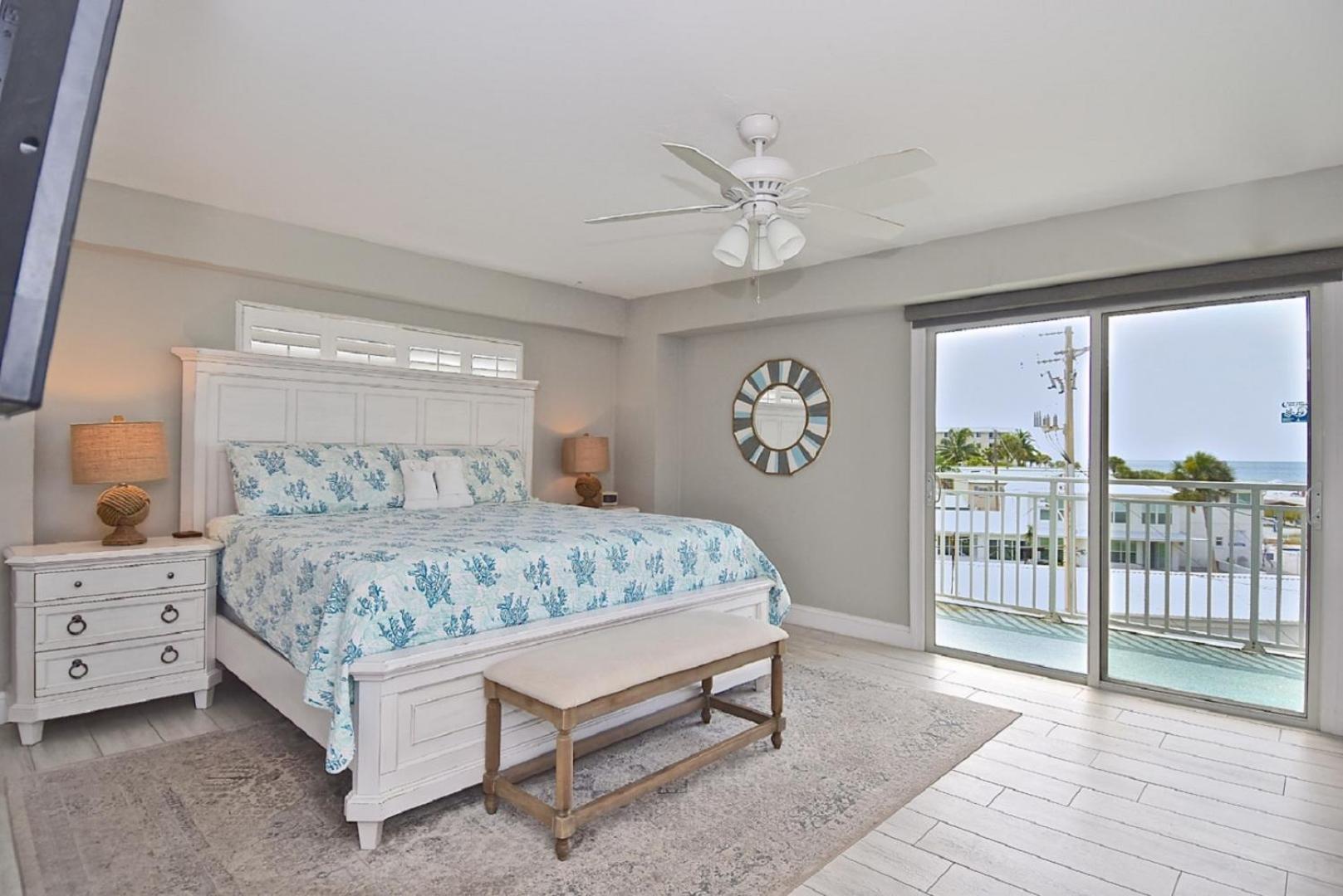 Jamaica Royale Beachfront Tower