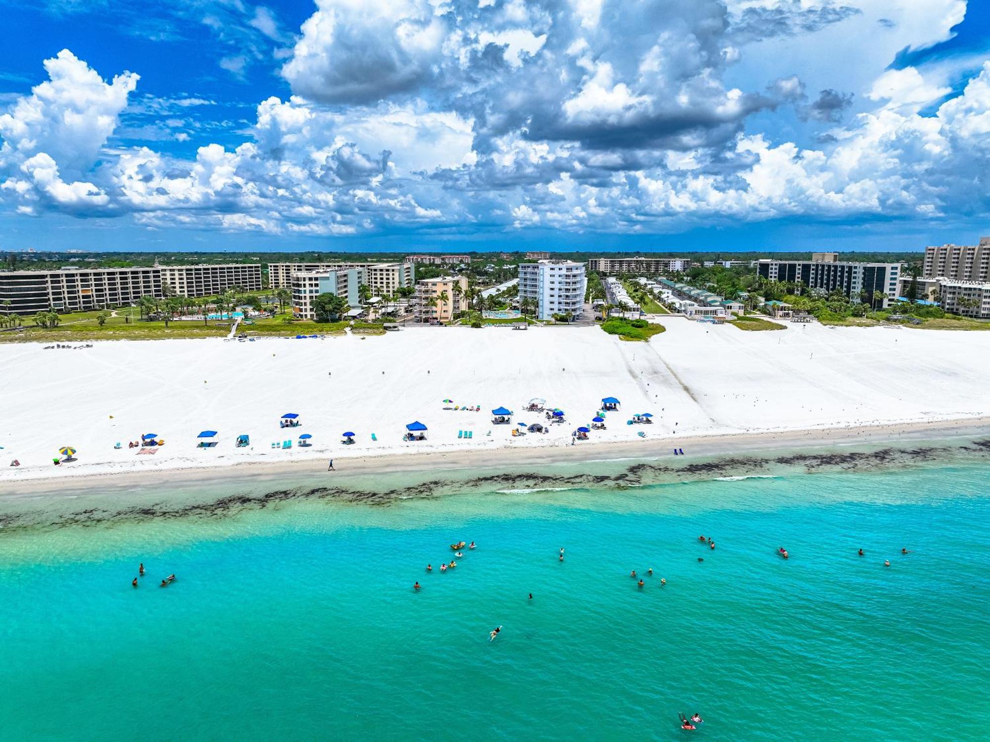 Jamaica Royale Beachfront Tower * Siesta Key