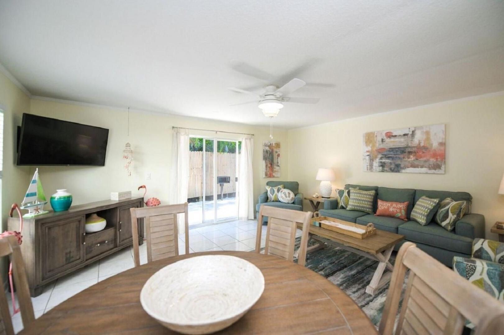 Living The Dream By Beachside Management *