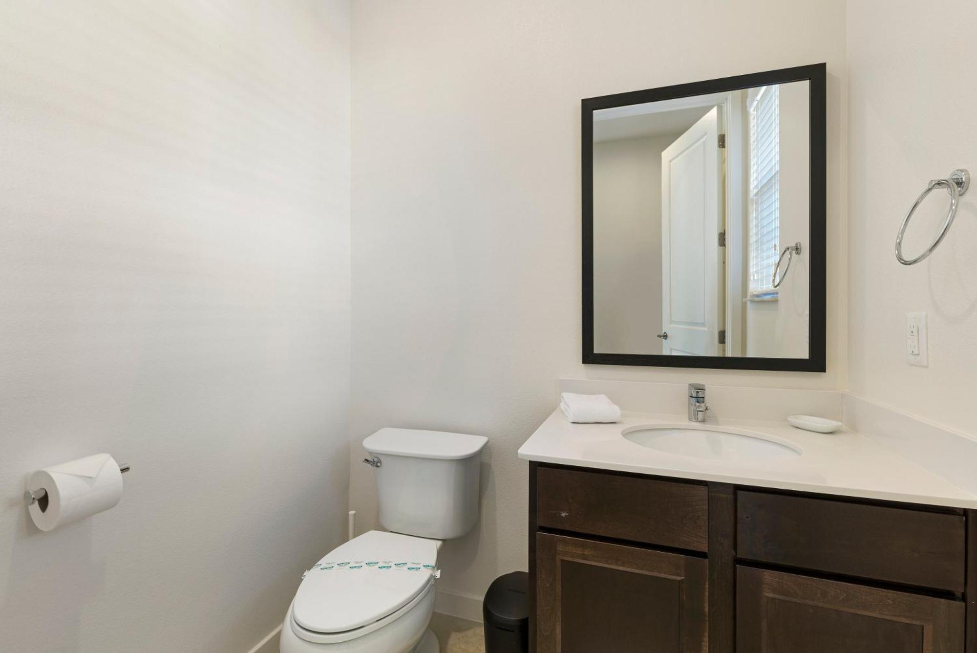 2 Bedrooms - 2,5 Bathrooms - Regal Oaks 2604 Rl * Orlando