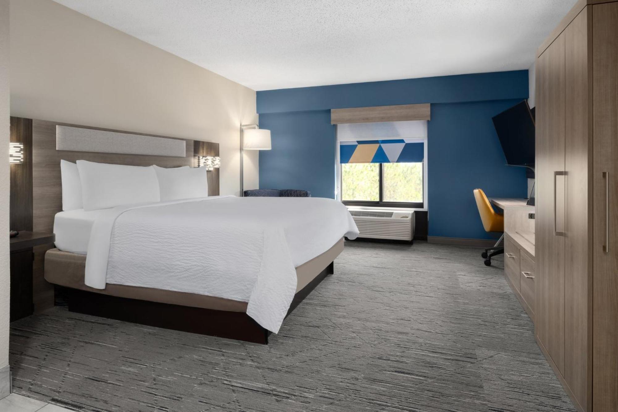 Express & By Ihg 2* Sebring