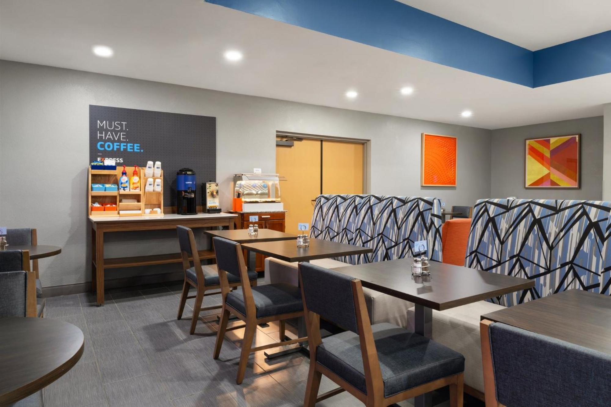 Express & By Ihg