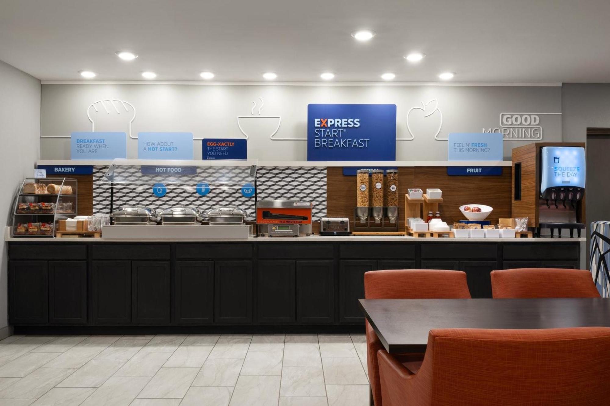 Hotel Express & By Ihg 2*