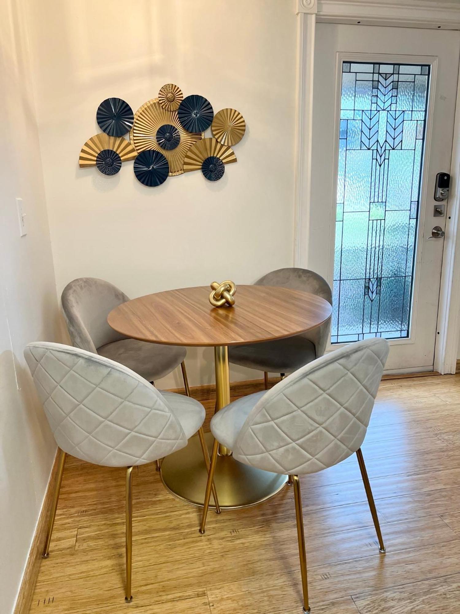 Apartment Harmonious