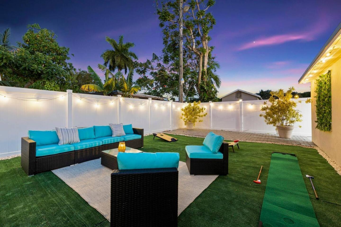 The Vibrant Retreat - With Private Patio