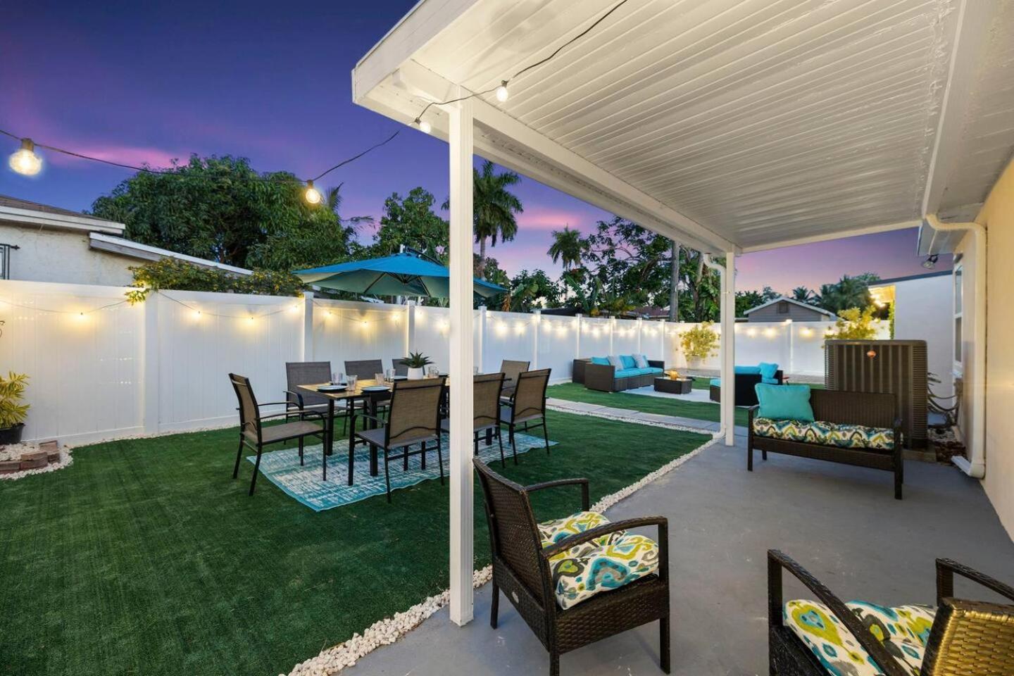 The Vibrant Retreat - With Private Patio *