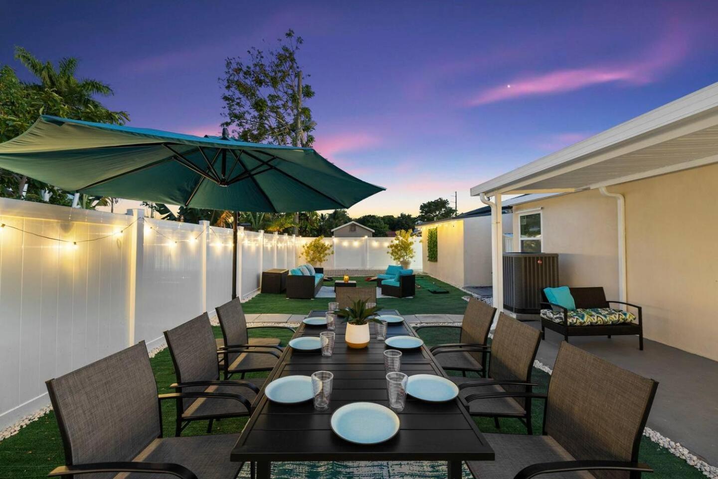 The Vibrant Retreat - With Private Patio * North Miami