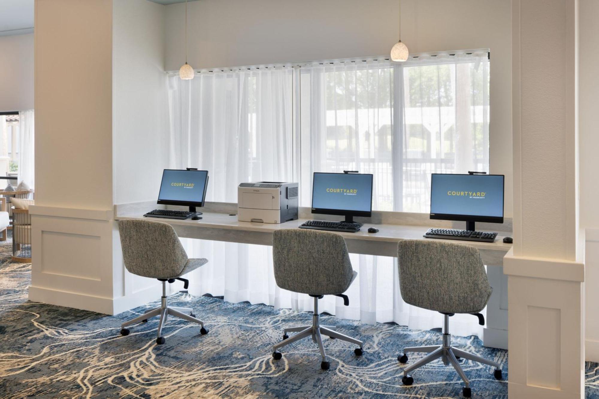 Courtyard By Marriott Sandestin At Grand Boulevard