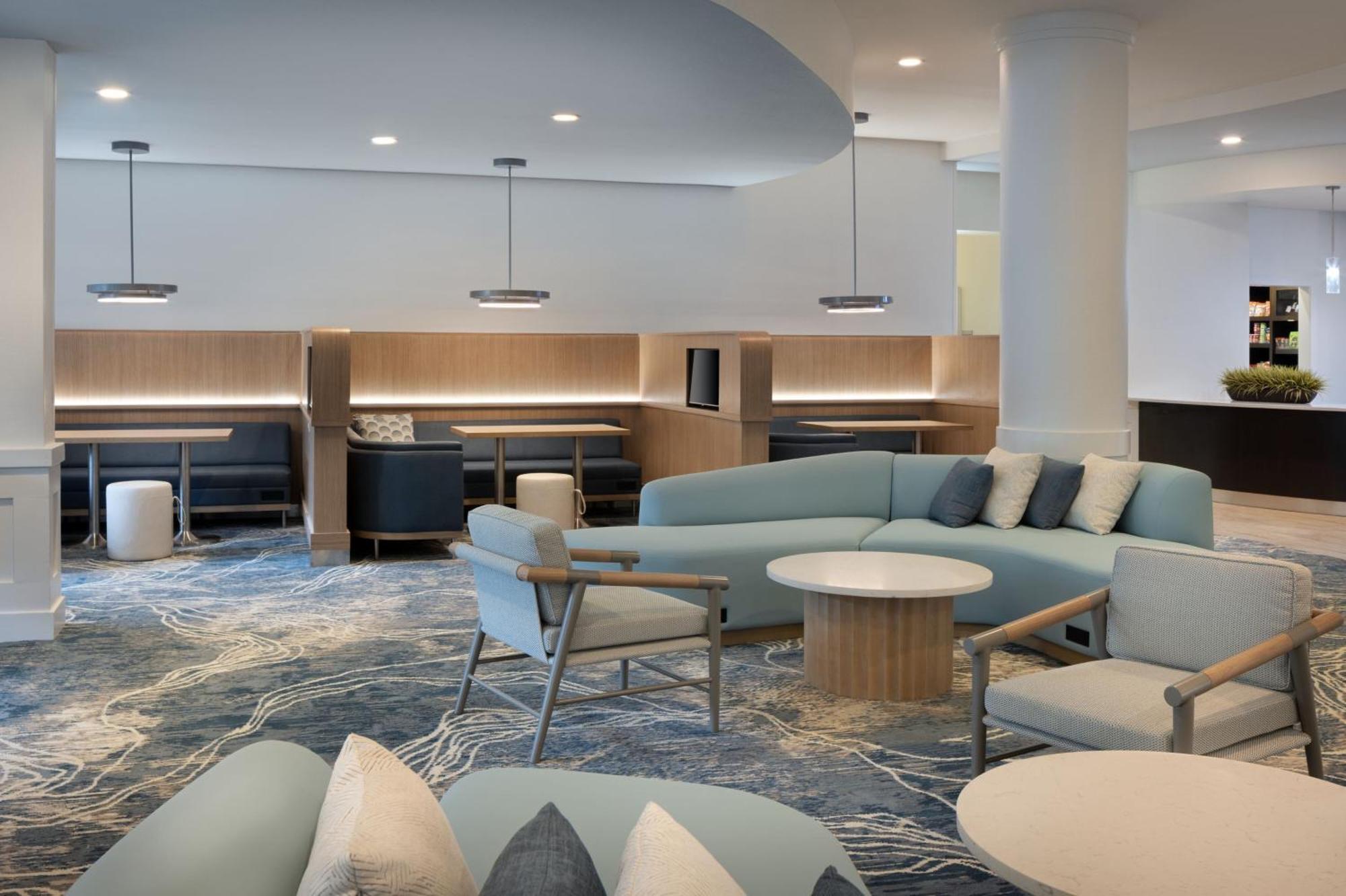 Hotel Courtyard By Marriott Sandestin At Grand Boulevard 3*