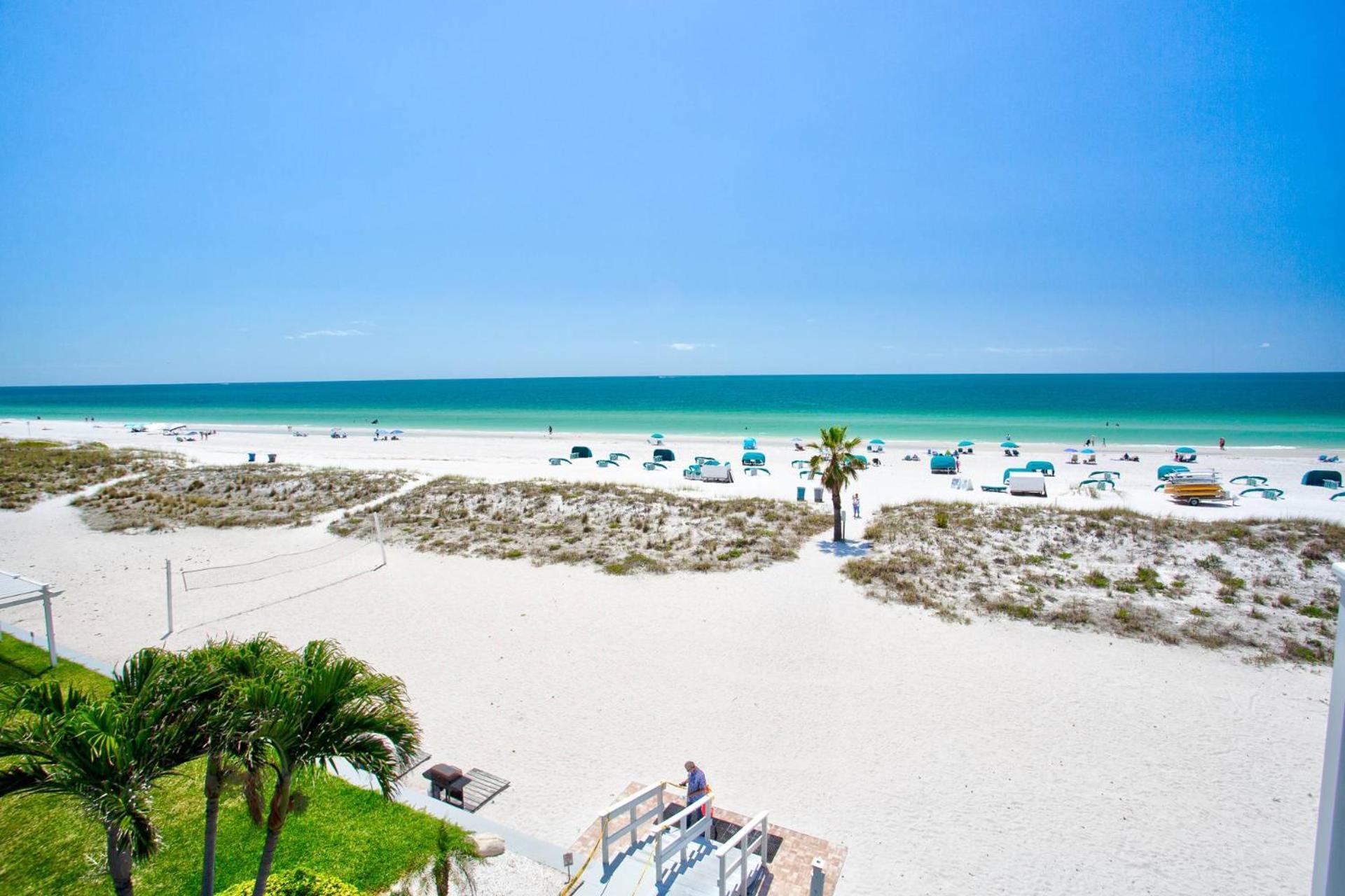 412 - Island * St. Pete Beach