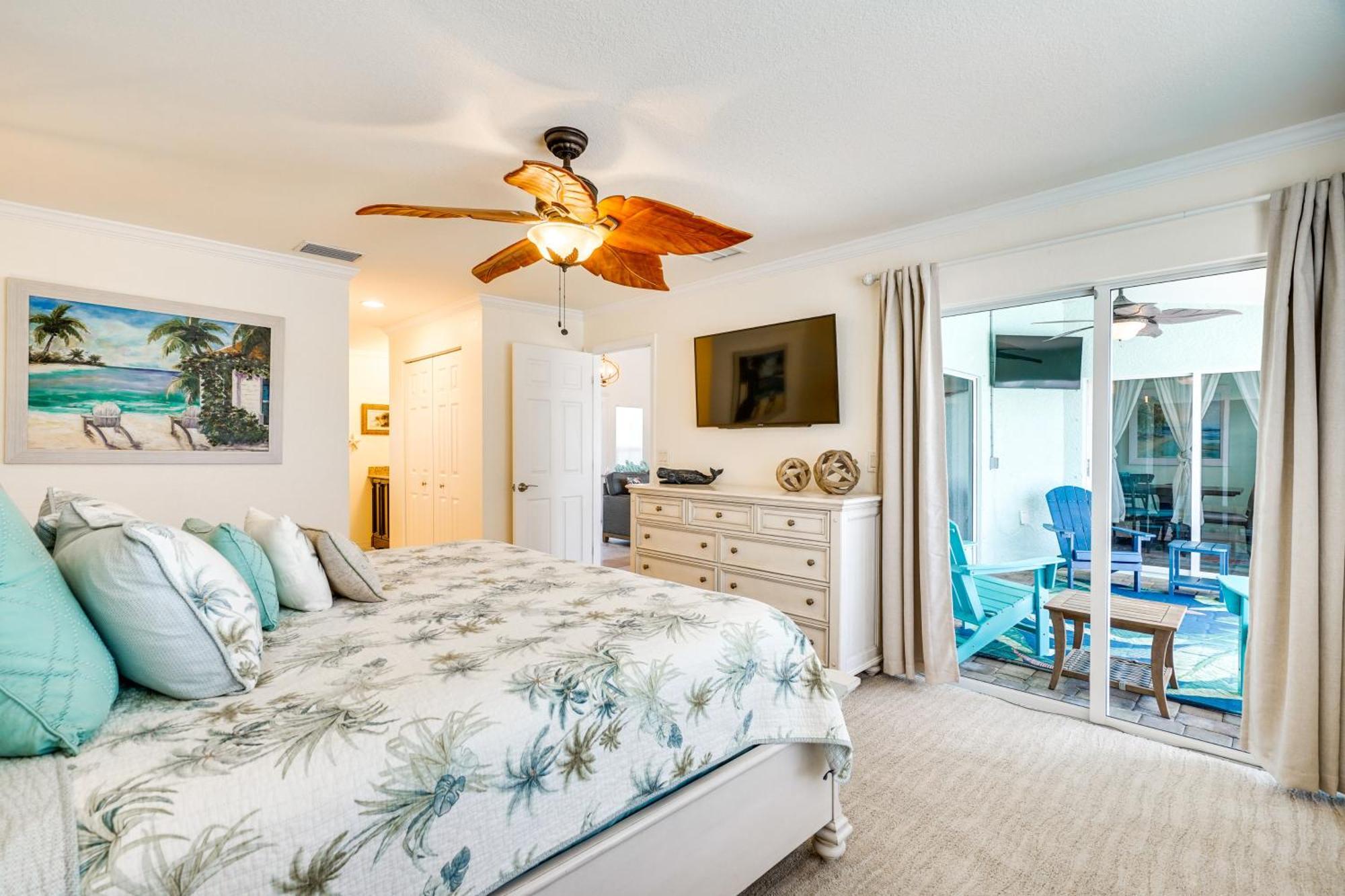 Holiday home Retreat With Heated Pool And Lanai! *
