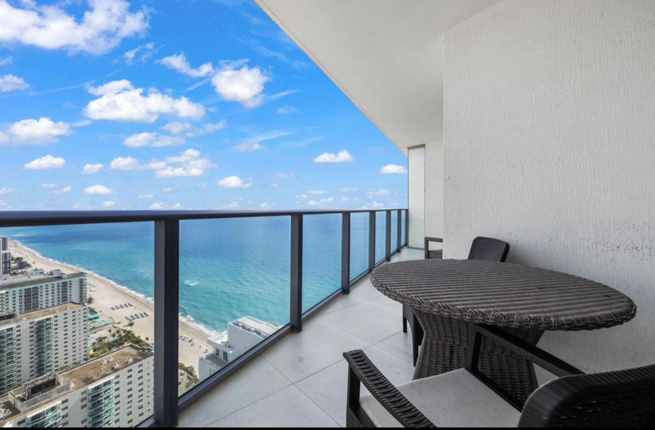 Lyfe Oceanview Luxury 2 Bedroom Unit *