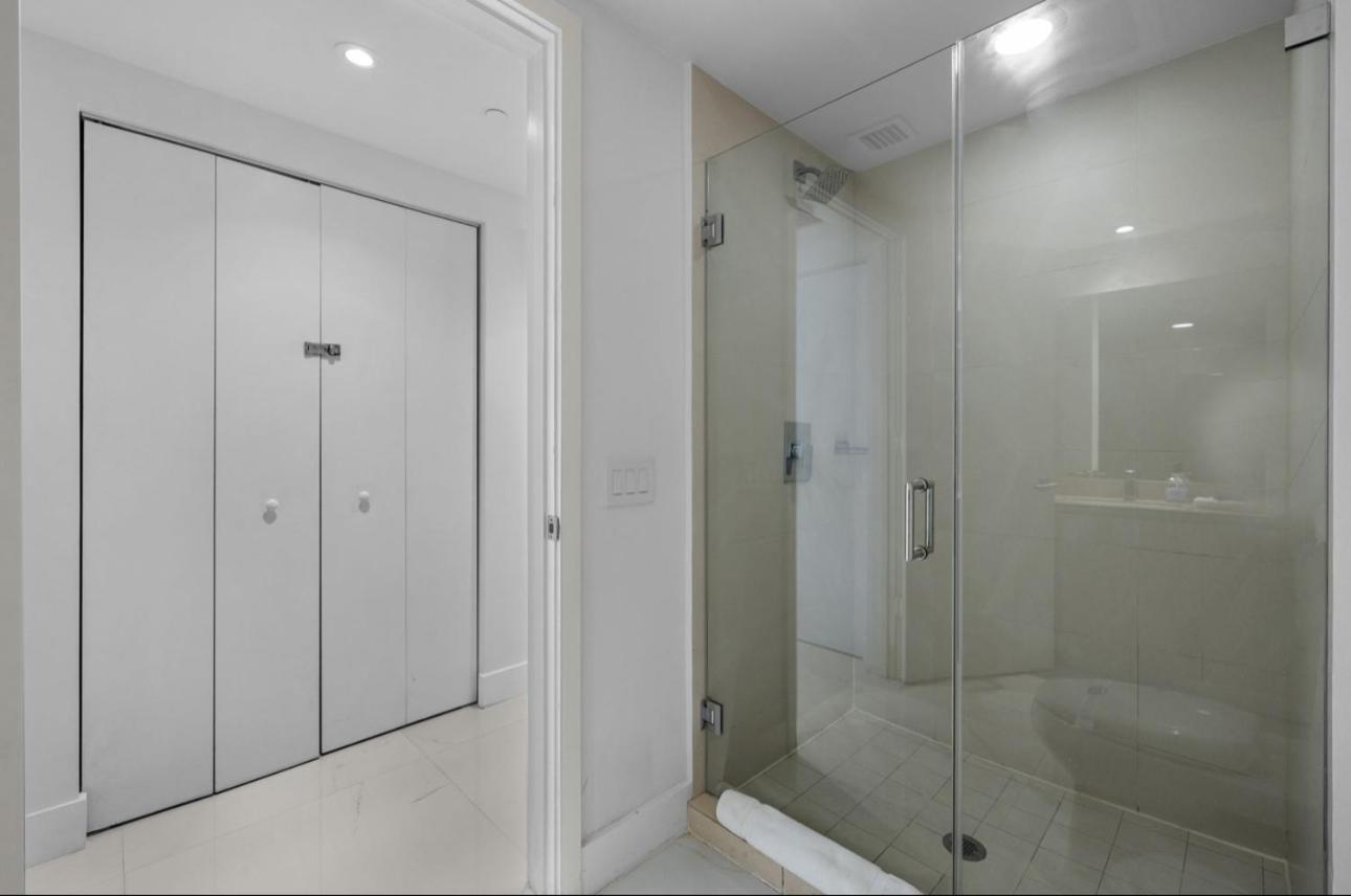 Apartment Lyfe Oceanview Luxury 2 Bedroom Unit *