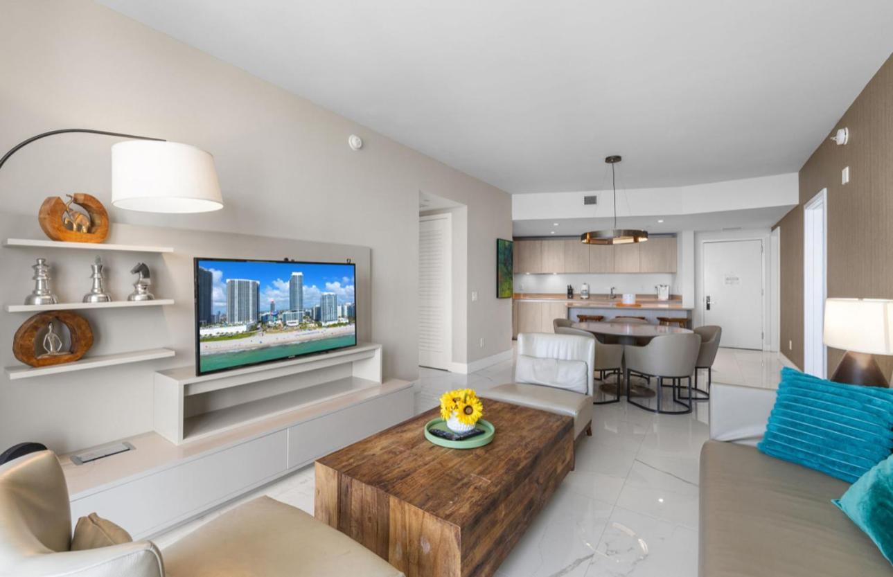 Lyfe Oceanview Luxury 2 Bedroom Unit Apartment Hollywood