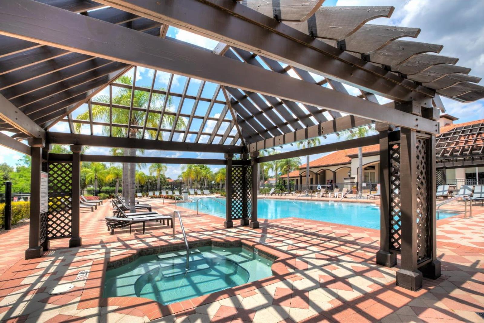 6br Luxury - Private Pool Hot Tub And Bbq *
