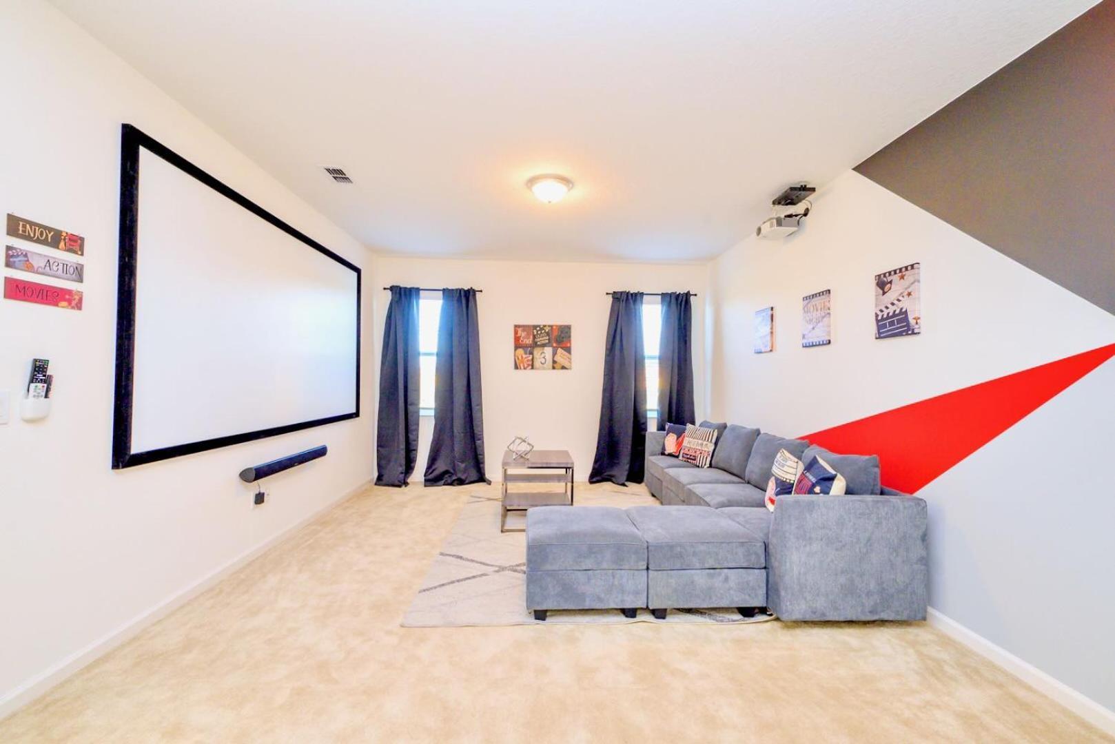 8br Family W Pool & Games Room- Near Disney Holiday home