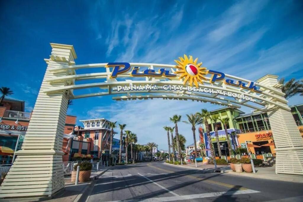 Apartment Beachfront #212 At Majestic Panama City Beach