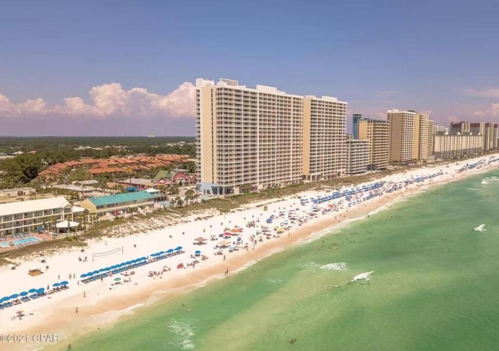 Apartment Beachfront #212 At Majestic