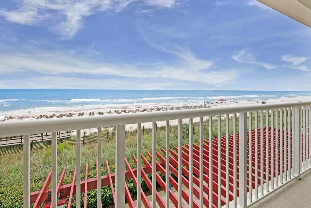 Beachfront #212 At Majestic