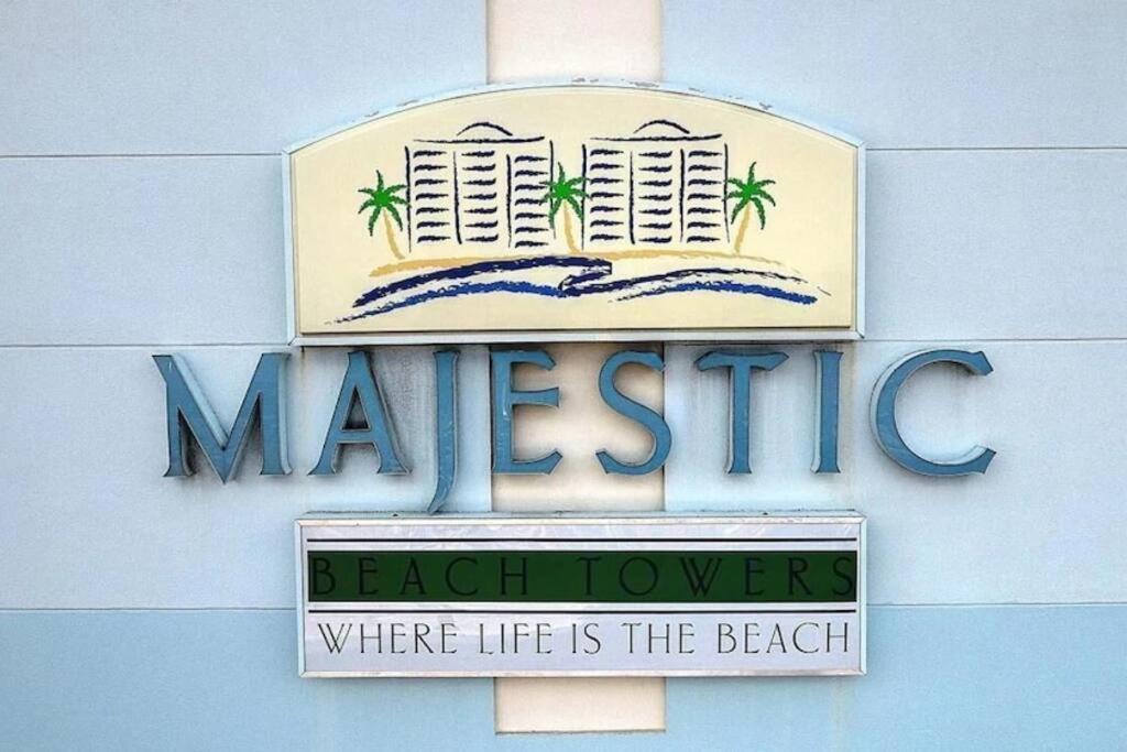 Apartment Beachfront #212 At Majestic *