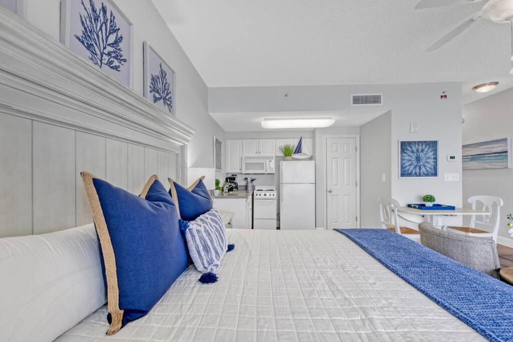 Beachfront #212 At Majestic