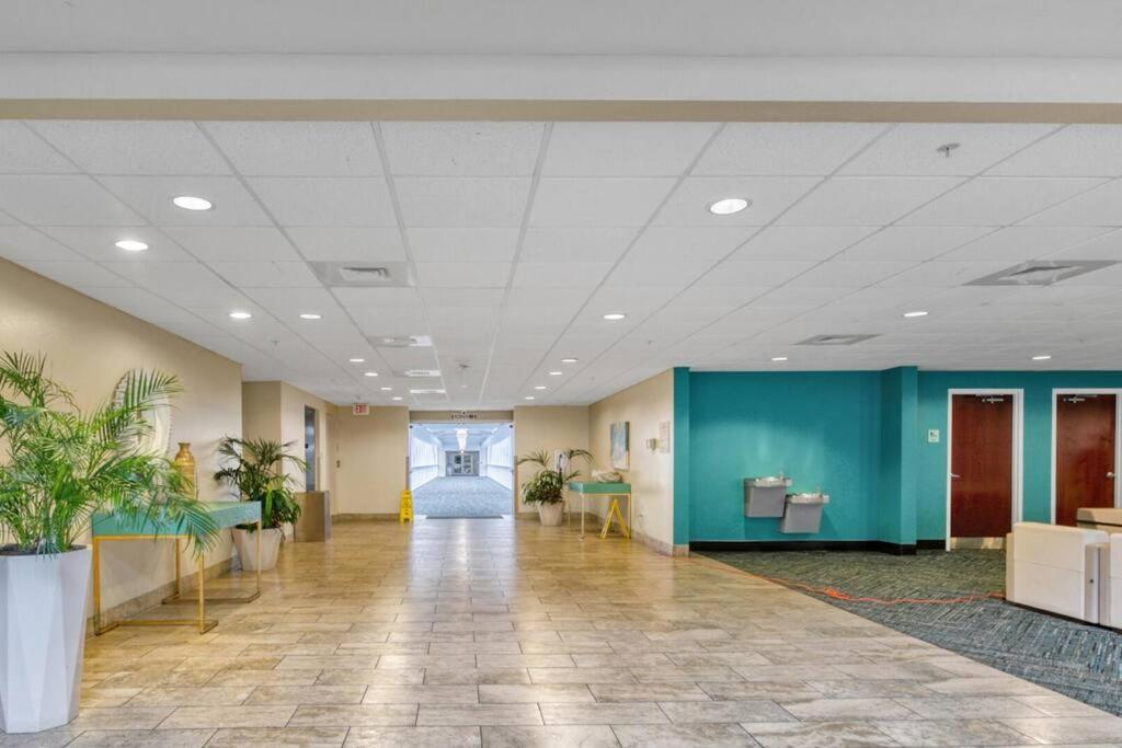 Beachfront #212 At Majestic * Panama City Beach