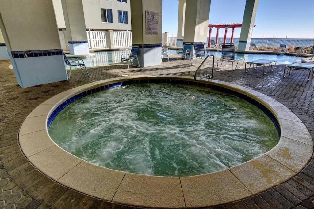 Beachfront #212 At Majestic Apartment *