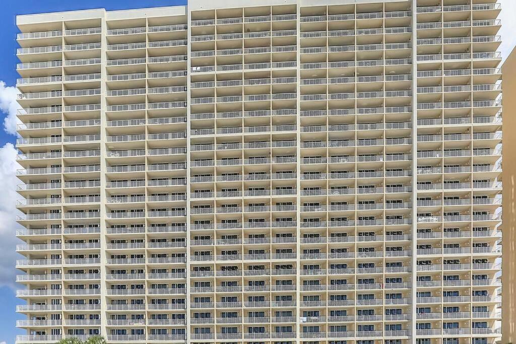 Apartment Beachfront #212 At Majestic *