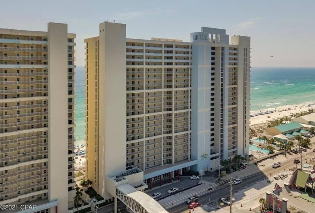 Beachfront #212 At Majestic Apartment