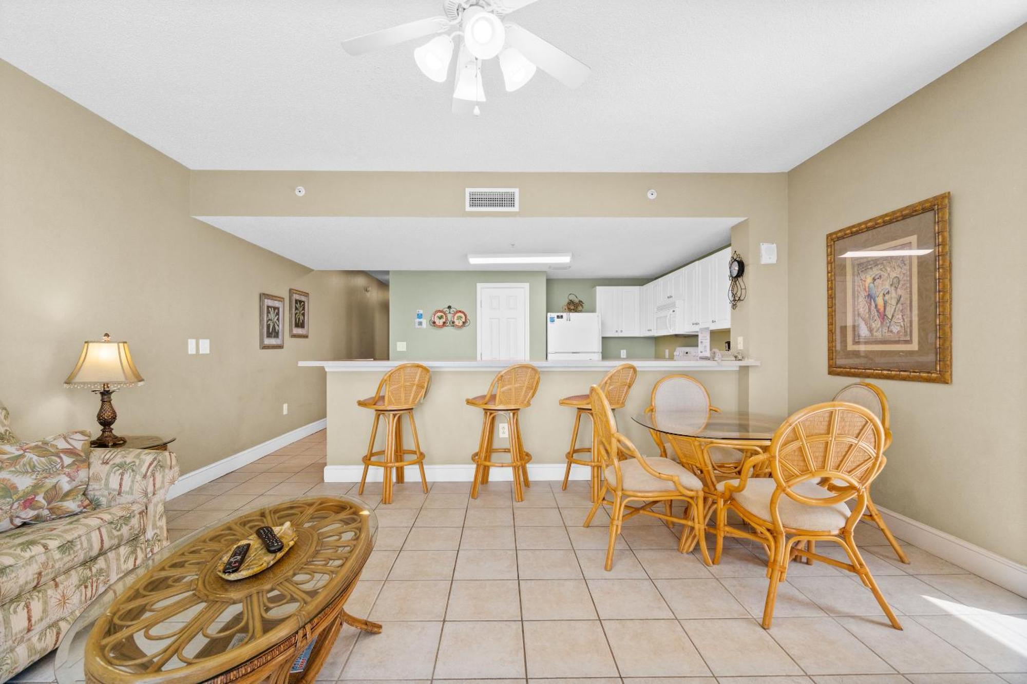 Apartment Majestic Towers By Panhandle Getaways Panama City Beach