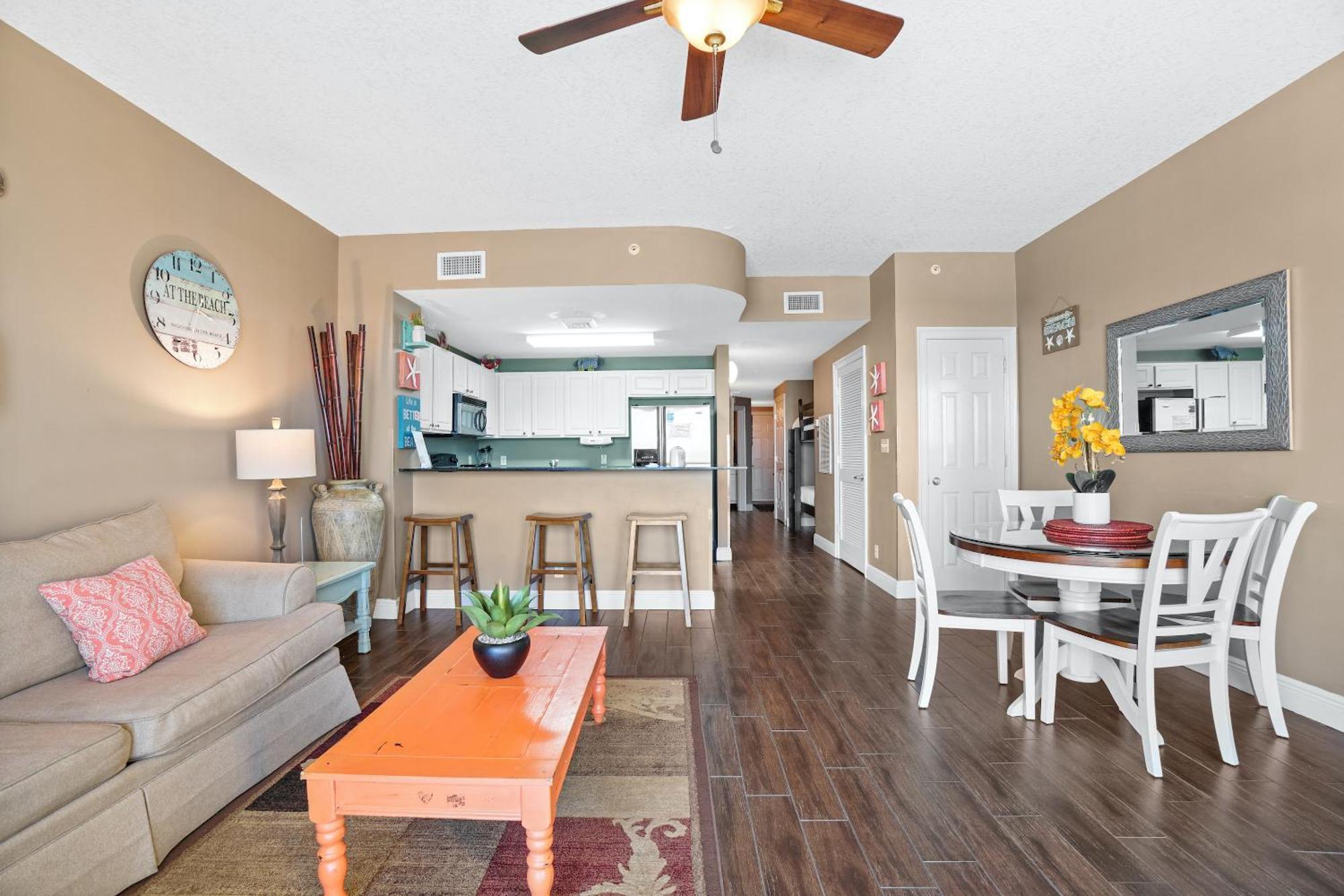 Calypso Towers Apartment *