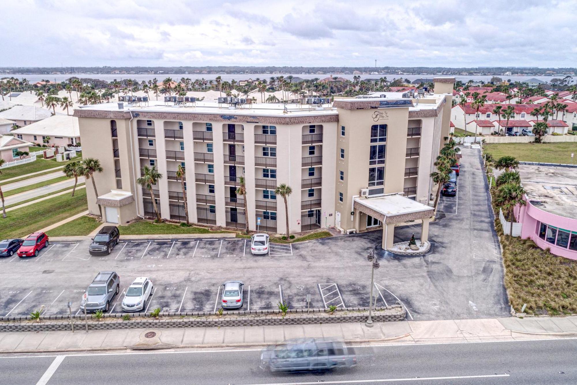 Daytona Shores Apartment