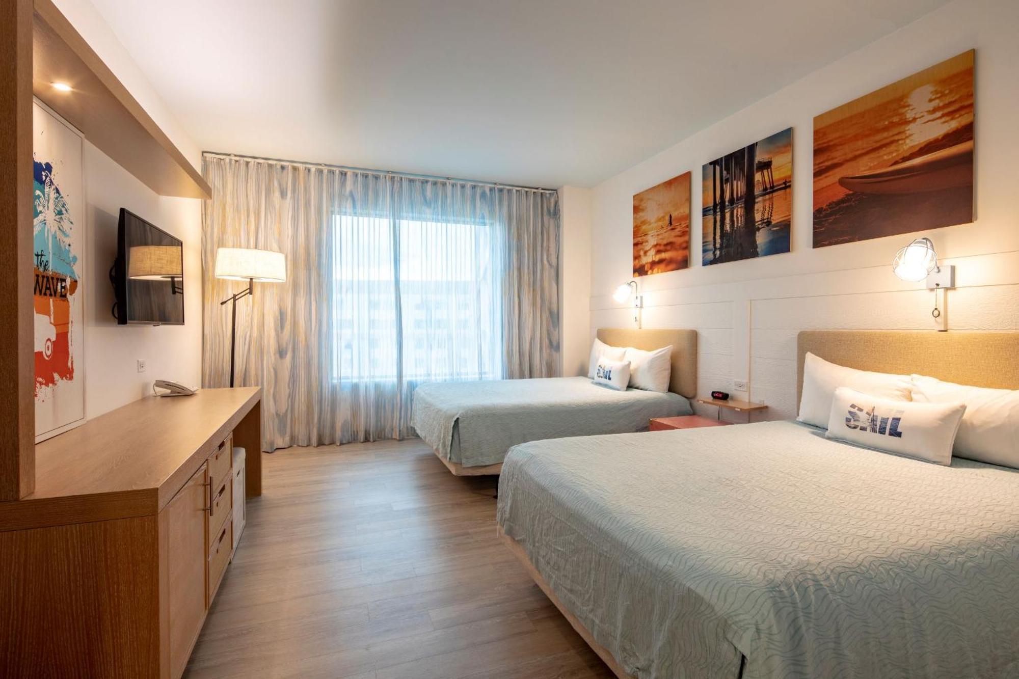 Universal's Endless Summer - Dockside And 3* Orlando